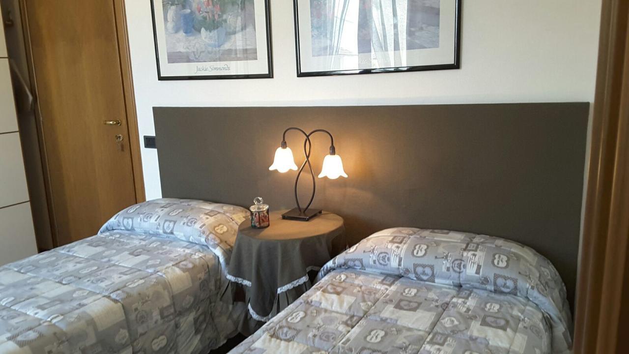 Marinella B&B Cornale Ngoại thất bức ảnh